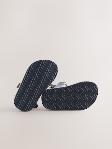 Next Ανοικτά παπούτσια σε μπεζ