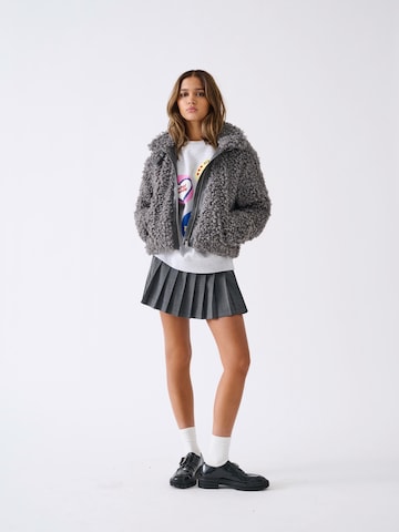 ONLY Between-season jacket 'ONLTILDA' in Grey: front