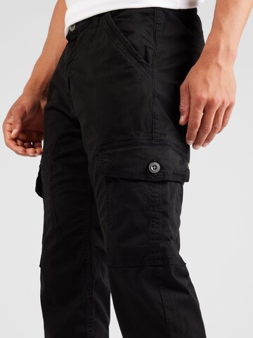 ALPHA INDUSTRIES Tapered Cargo nadrágok 'Spark' - fekete