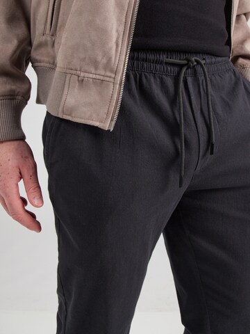 Only & Sons Slimfit Hose 'ONSCapri' in Schwarz