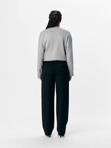 OBJECT - Pierna ancha Pantalón plisado 'Lisa' en negro