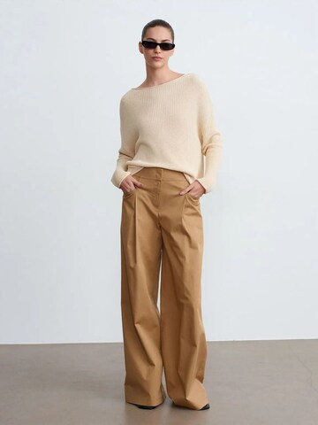 Pullover di Dilvin in bianco