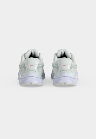 NIKE - Sapatilhas 'V5 RNR' em branco