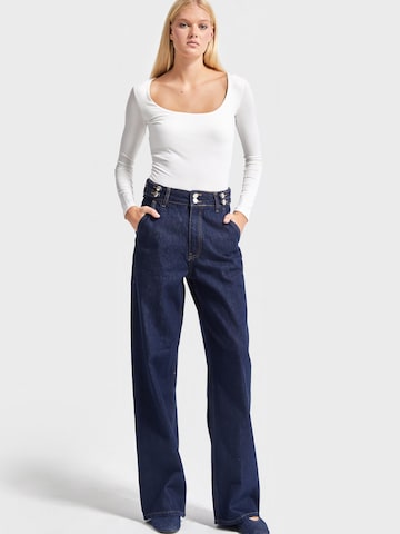 Wide Leg Jean 'Wide High Rise Jeans' IT'S BASIC en bleu : devant
