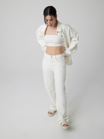 A LOT LESS Between-season jacket 'Mathilda' in White