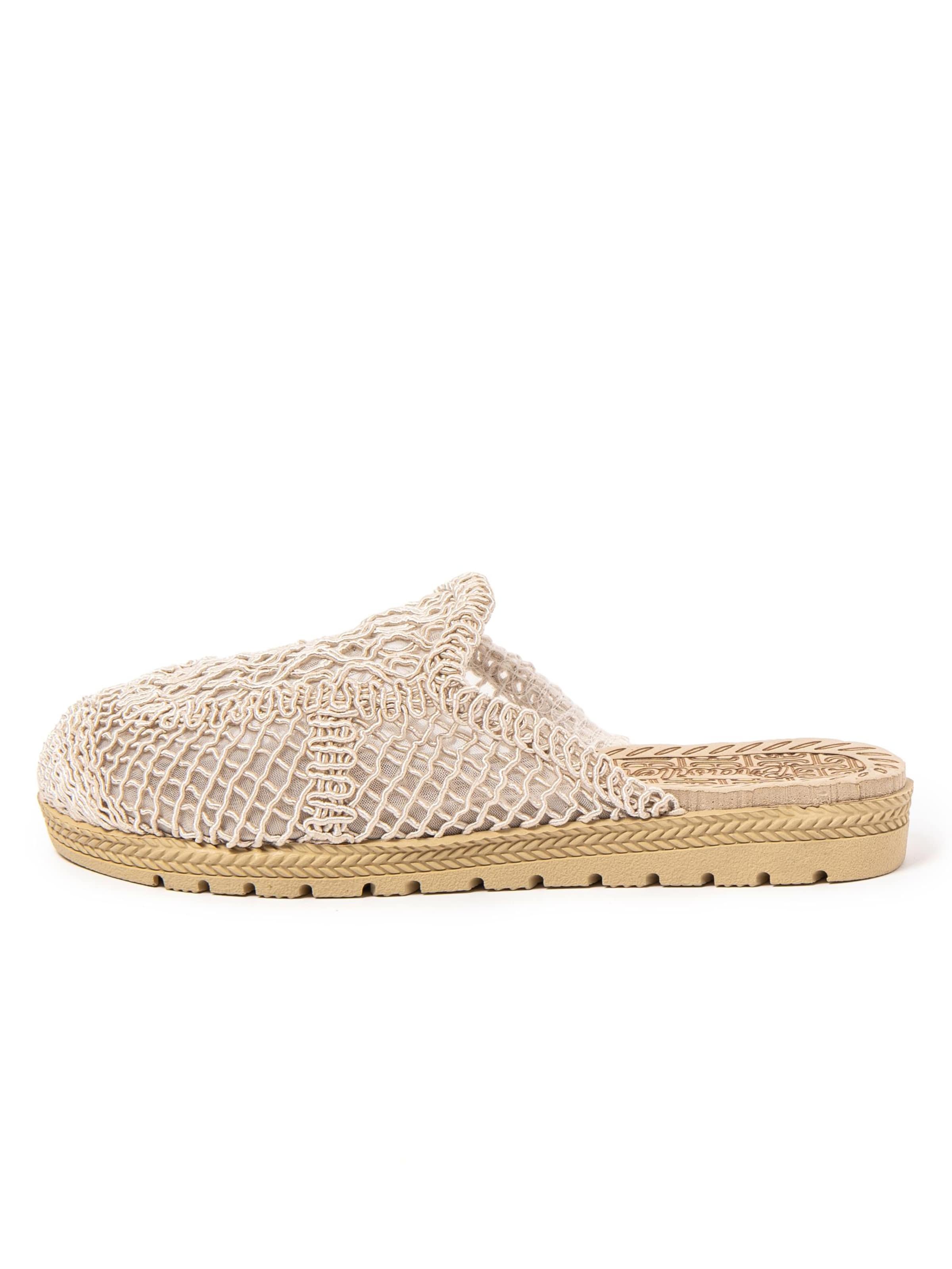 Brasileras Slipper 'Suna' in Beige: front