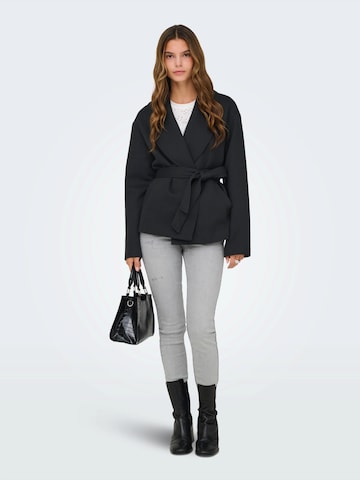 ONLY Between-season jacket 'ONLSEDONA AUGUSTA' in Black