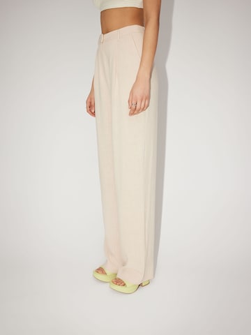 Wide Leg Pantalon à pince 'Thora' LeGer by Lena Gercke en beige