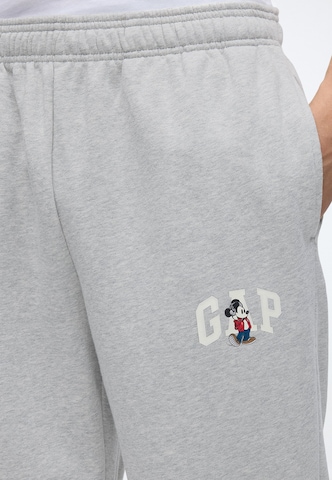 pilka GAP Siaurėjantis Kelnės 'Gap × Disney Mickey Mouse'