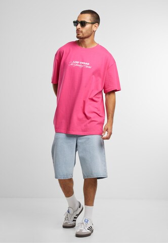 Tricou 'Gambling Capital' de la Mister Tee pe roz