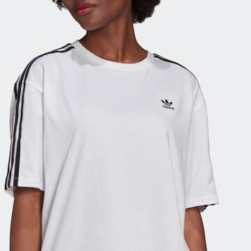 ADIDAS ORIGINALS Тениска в бяло