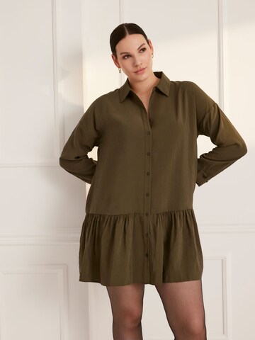 Robe 'Sila' Guido Maria Kretschmer Curvy en vert : devant