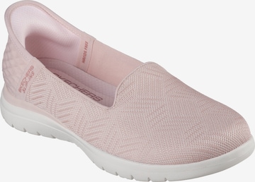 SKECHERS Slip-Ons in Pink