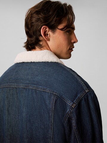 Calvin Klein Jeans Štandardný strih Prechodná bunda - Modrá