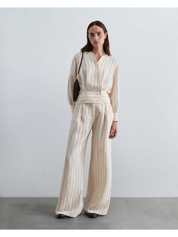 Regular Pantaloni de la Scalpers pe bej
