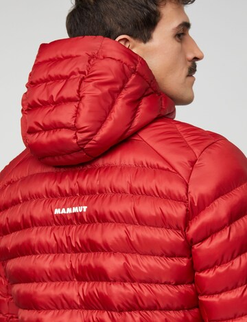 MAMMUT Outdoor jacket in Red