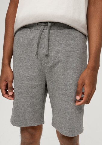 Regular Pantalon QS en gris