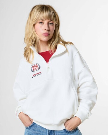 Sweat-shirt Red Bull Racing x Pepe Jeans en blanc : devant