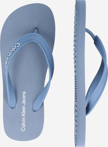 Calvin Klein Jeans Сандали с разделител за пръстите в синьо