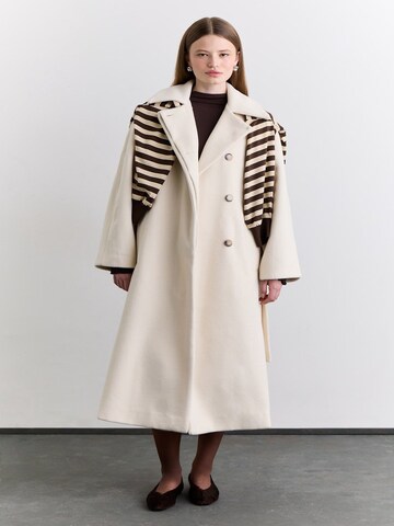 MANUKA Winter jacket in Beige