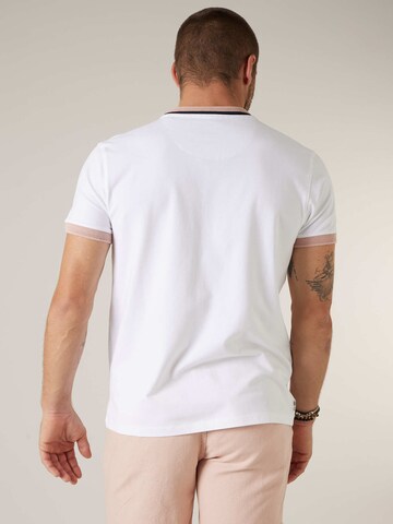 T-Shirt ' GABIN ' Deeluxe en blanc