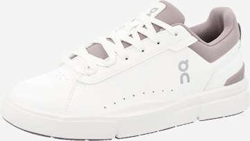 On Sneaker 'The Roger Advantage' in Weiß: Vorderseite