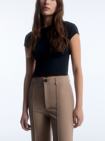 Wide leg Pantaloni con piega frontale di Pull&Bear in beige