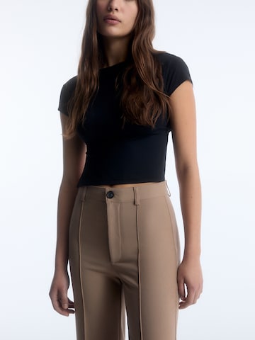 Wide leg Pantaloni cu dungă de la Pull&Bear pe bej