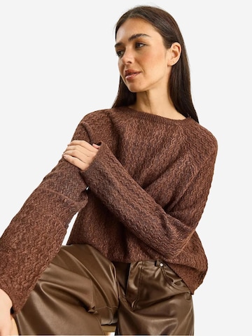 Bianco Lucci - Pullover em castanho