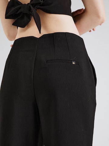 BONOBO Slim fit Trousers in Black