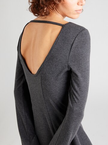 ABOUT YOU Kleid 'Maresa' in Grau