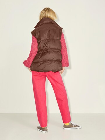 Gilet 'Ellie' di JJXX in marrone