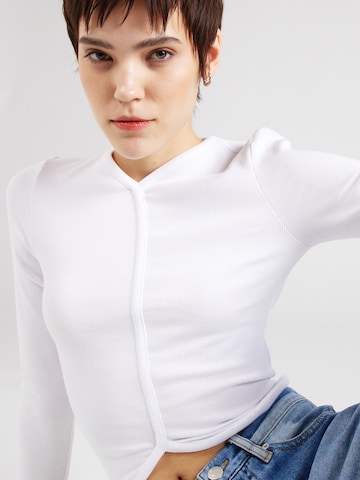 REMAIN Shirt in Weiß