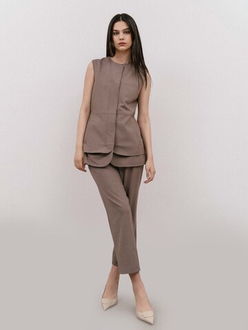 4TAILORS Mellény - bézs