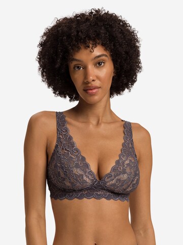 Triangle Soutien-gorge ' Moments ' Hanro en noir