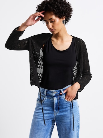 STREET ONE Strickjacke in Schwarz: Vorderseite