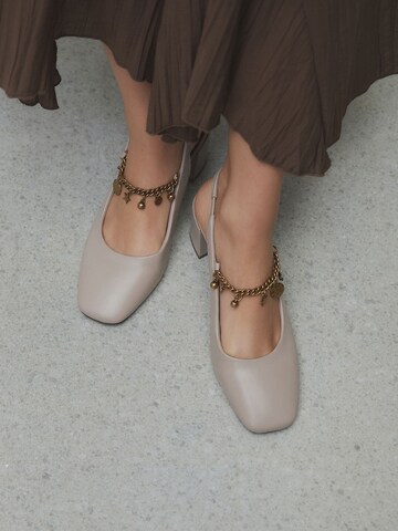 Next Lodičky – béžová