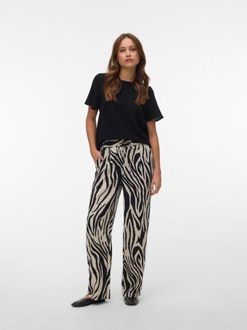 VERO MODA - Camiseta en negro