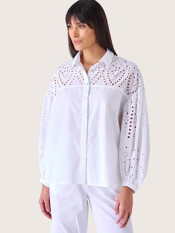 Camomilla Blouse in Wit: voorkant