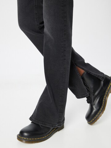 GARCIA Flared Jeans in Schwarz