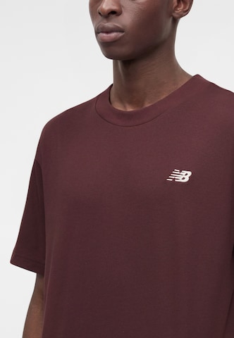 new balance - Camiseta 'Essentials' en marrón