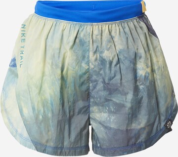 NIKE Regular Sportshorts in Blau: predná strana