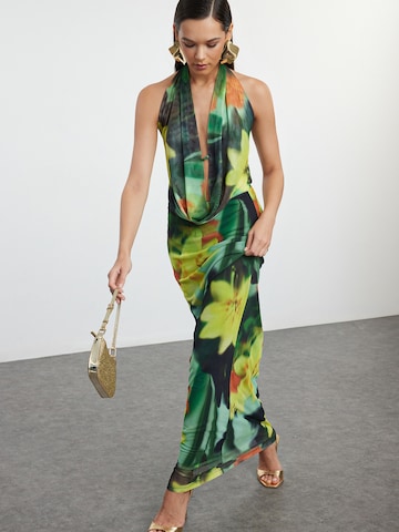 Robe de soirée Trendyol en vert