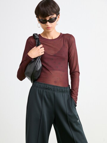 Nike Sportswear Широкий Штаны в Черный