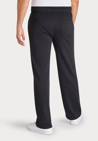 JOHN DEVIN Regular Trousers in Black