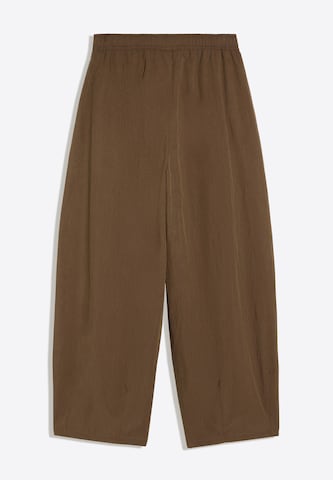 Baggy Pantaloni con pieghe di Bershka in marrone