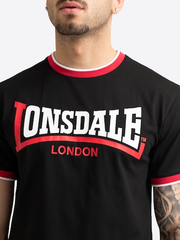 LONSDALE - Camisa 'Gaydon' em preto