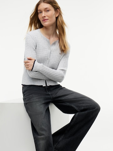 Tommy Jeans Široký strih Džínsy 'CLAIRE' - Modrá