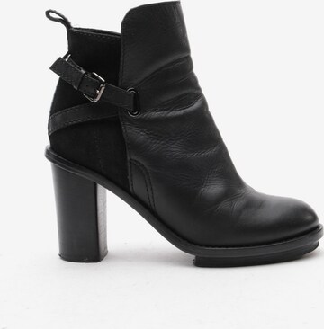 Acne Dress Boots in 40 in Black: front