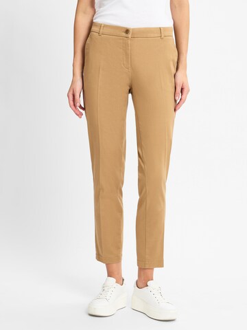 Pantalon chino 'Maron S' BRAX en marron : devant